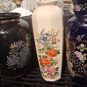 Lot Of 2 Japanese Crackle Gold Trim Vases